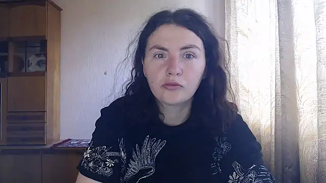 Snapshot of AlinaxJames chatting on 07-23-26, 07:39 AlinaxJames online show from 07-23-26, 07:39
