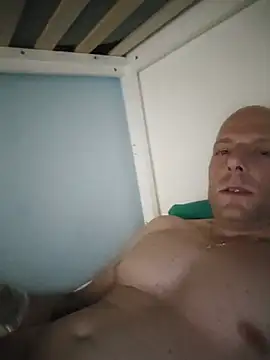 Snapshot of V4L389 chatting on 08-01-26, 01:16 V4L389 online show from 08-01-26, 01:16