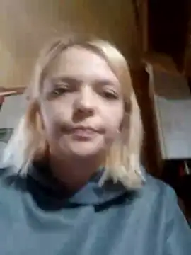 kisssyla online show from 05-01-26, 10:42
