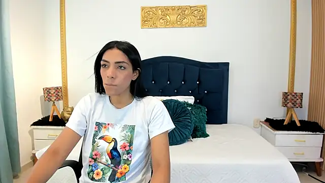 Snapshot of AmberKayleigh chatting on 07-08-26, 02:21 AmberKayleigh online show from 07-08-26, 02:21