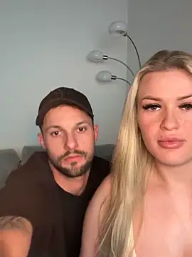 SexyCouple1910 online show from 04-29-26, 07:20