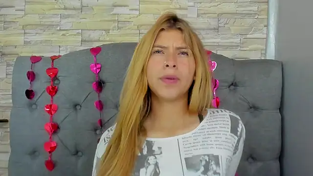Snapshot of nancy_blonde chatting on 05-07-26, 03:45 nancy blonde online show from 05-07-26, 03:45