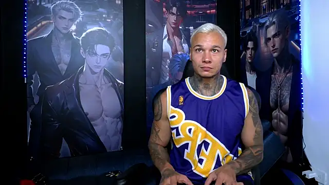 Snapshot of damian_becker chatting on 06-19-26, 10:24 damian becker online show from 06-19-26, 10:24