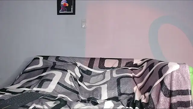 Kizameee  online show from 04-23-26, 11:51