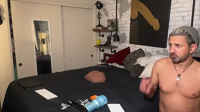 Snapshot of maxbandit chatting on 02-27-25, 09:22 maxbandit online show from 02-27-25, 09:22