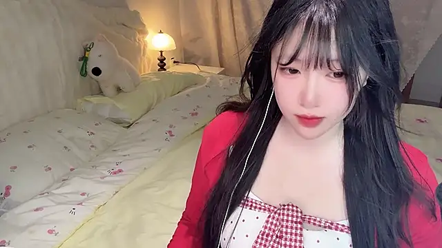 SweetButWildbaby online show from 05-10-26, 03:39