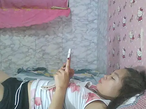 Snapshot of Sexybabe168 chatting on 06-09-26, 01:06 Sexybabe168 online show from 06-09-26, 01:06