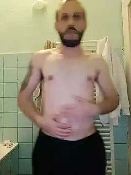 Snapshot of petr1234Matter chatting on 04-18-26, 11:49 petr1234Matter online show from 04-18-26, 11:49