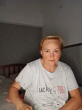 Snapshot of Svetlysvet chatting on 07-18-26, 02:49 Svetlysvet online show from 07-18-26, 02:49