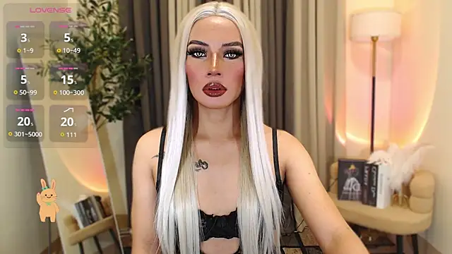 Amanda walkerx online show from 04-23-26, 12:12