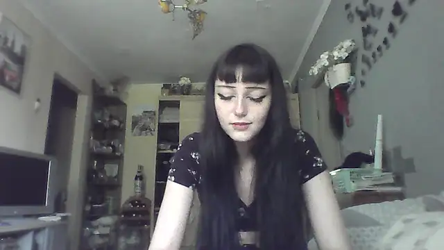 ChargedReign online show from 06-12-26, 12:15