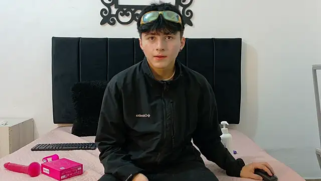 LunayDream online show from 06-06-26, 11:59