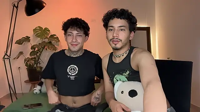 Noah and Steven online show from 05-13-26, 01:14