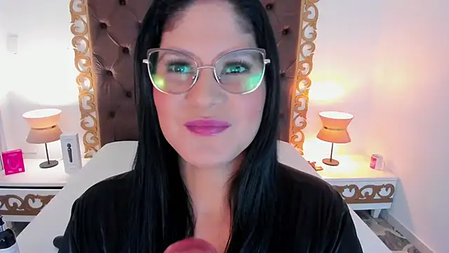 AlinaVegaa  online show from 04-23-26, 07:49