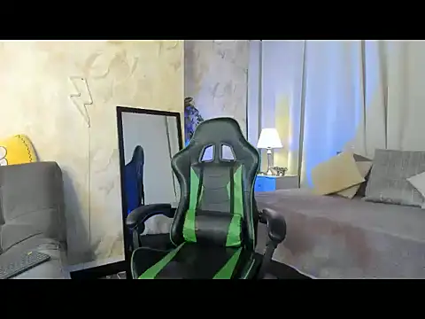 Snapshot of RONNY_COLTON chatting on 04-21-26, 01:42 RONNY COLTON online show from 04-21-26, 01:42