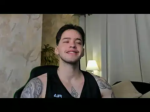 Snapshot of RONNY_COLTON chatting on 05-16-26, 10:36 RONNY COLTON online show from 05-16-26, 10:36