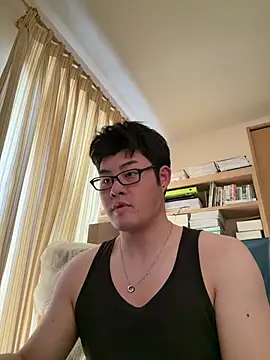 Snapshot of shun_201 chatting on 05-13-26, 04:21 shun 201 online show from 05-13-26, 04:21