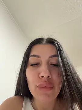 AvaKinsley  online show from 04-24-26, 06:10