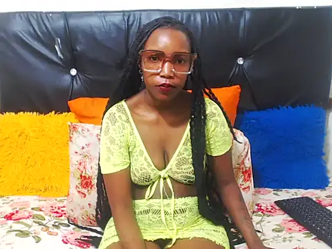Snapshot of MsDareASSDevil chatting on 05-31-26, 02:35 MsDareASSDevil online show from 05-31-26, 02:35