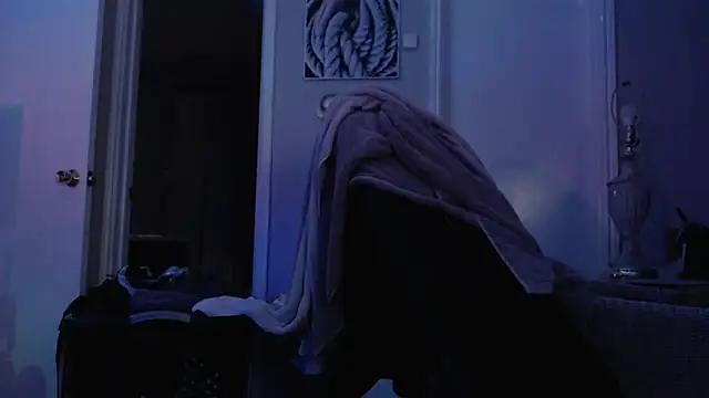 Snapshot of Deeperdabetta chatting on 11-02-25, 07:44 Deeperdabetta online show from 11-02-25, 07:44