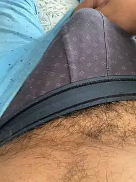 juliomfar69 online show from 07-12-26, 07:16