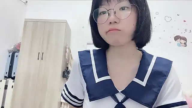 Belle-LL online show from 05-19-26, 03:51