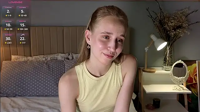 Snapshot of oliviakiiss chatting on 07-10-26, 02:19 oliviakiiss online show from 07-10-26, 02:19