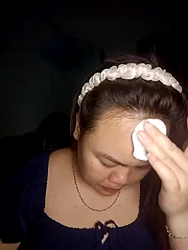 Truxcy1 online show from 04-21-26, 04:45