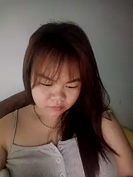Snapshot of Truxcy1 chatting on 05-03-26, 10:27 Truxcy1 online show from 05-03-26, 10:27