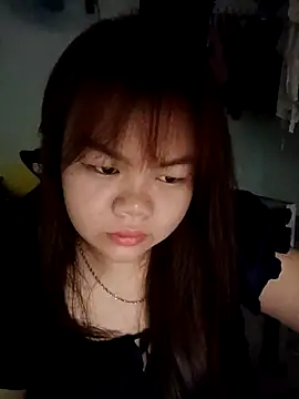 Snapshot of Truxcy1 chatting on 05-06-26, 10:37 Truxcy1 online show from 05-06-26, 10:37