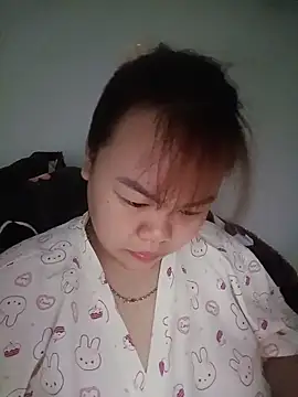 Snapshot of Truxcy1 chatting on 05-15-26, 12:39 Truxcy1 online show from 05-15-26, 12:39