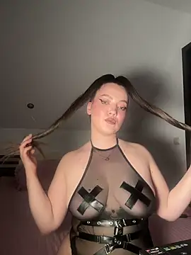 AlyraMoon online show from 04-23-26, 01:35