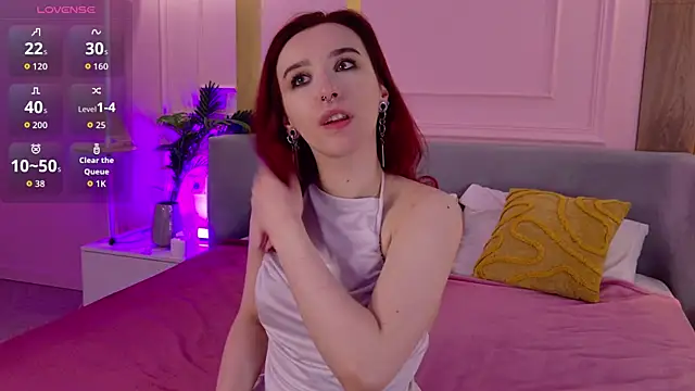 TinaTores online show from 05-27-26, 05:10