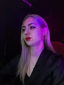 szofi69 online show from 04-24-26, 07:49