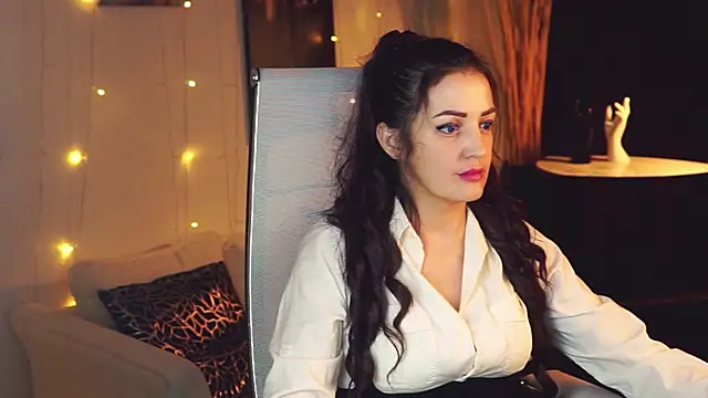 AureliaVane online show from 05-19-26, 03:51
