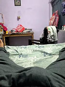IndianDaddy0 online show from 05-12-26, 04:15