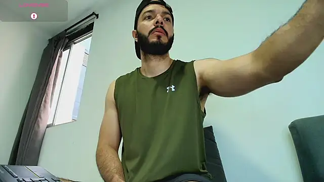 Snapshot of tommel_bailey chatting on 06-19-26, 12:42 tommel bailey online show from 06-19-26, 12:42
