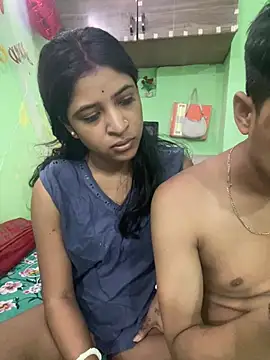hot-couple-0 online show from 07-17-26, 05:47
