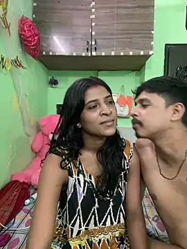 hot-couple-0 online show from 07-24-26, 08:40