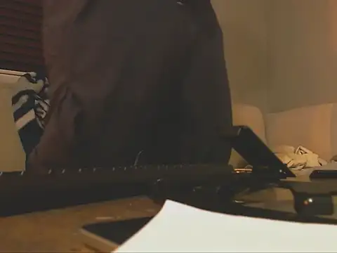Snapshot of studlyhardwoodd chatting on 04-30-26, 05:47 studlyhardwoodd online show from 04-30-26, 05:47