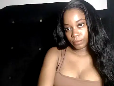 Enchantriss online show from 12-17-25, 08:04