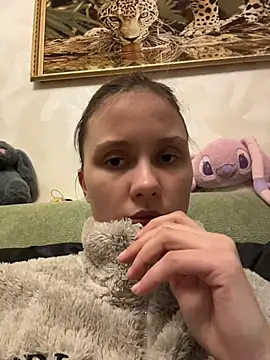 StaceyCross  online show from 04-23-26, 07:16