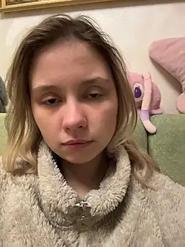 StaceyCross  online show from 04-25-26, 12:35