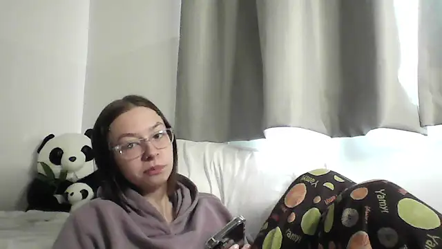 JuicyErika online show from 04-28-26, 06:51