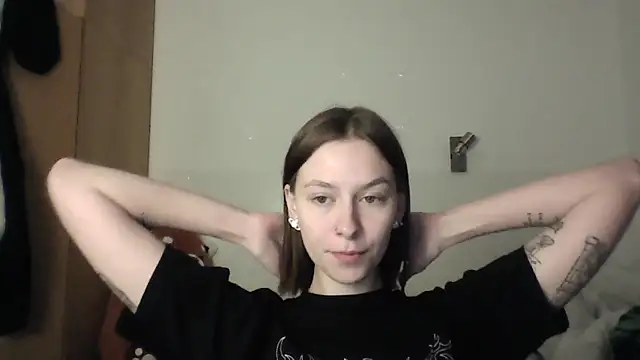 JuicyErika online show from 05-11-26, 09:23