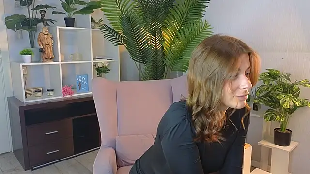 DelaineLindel online show from 04-23-26, 01:46