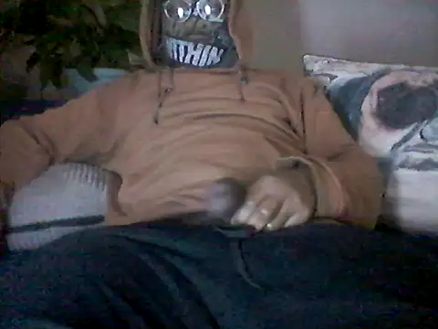 Snapshot of LunjeSA chatting on 06-25-26, 06:34 LunjeSA online show from 06-25-26, 06:34