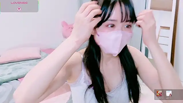 Snapshot of mayu_chan_ chatting on 05-12-26, 11:51 mayu chan online show from 05-12-26, 11:51