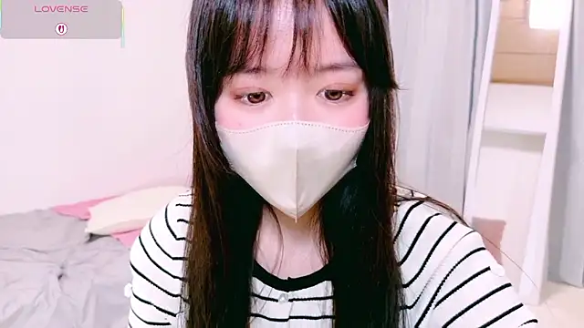 Snapshot of mayu_chan_ chatting on 05-23-26, 12:20 mayu chan online show from 05-23-26, 12:20