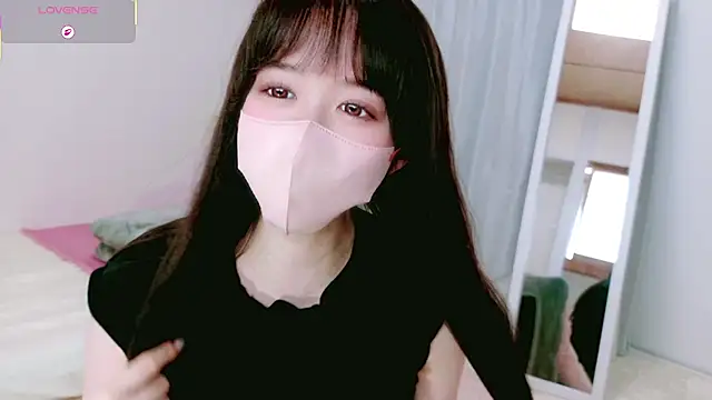 Snapshot of mayu_chan_ chatting on 06-10-26, 04:56 mayu chan online show from 06-10-26, 04:56